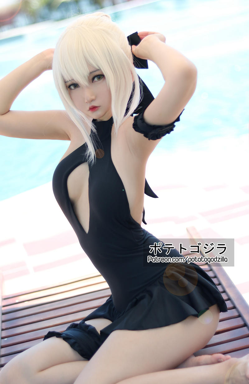 Potato Godzilla Saber Alter Swimsuit [18P-108MB]