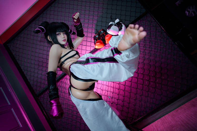 ZinieQ Juri Han [38P-295MB]