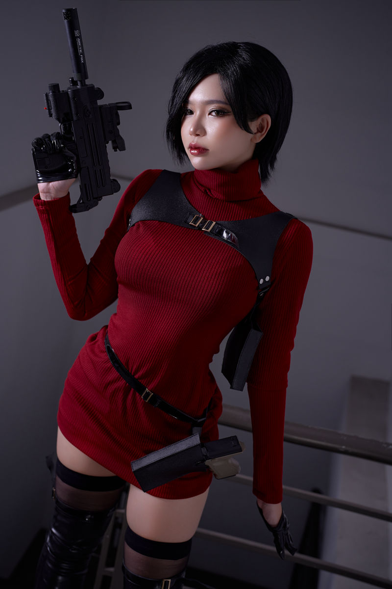 ZinieQ Ada Wong RE4 Remake [39P-280MB]