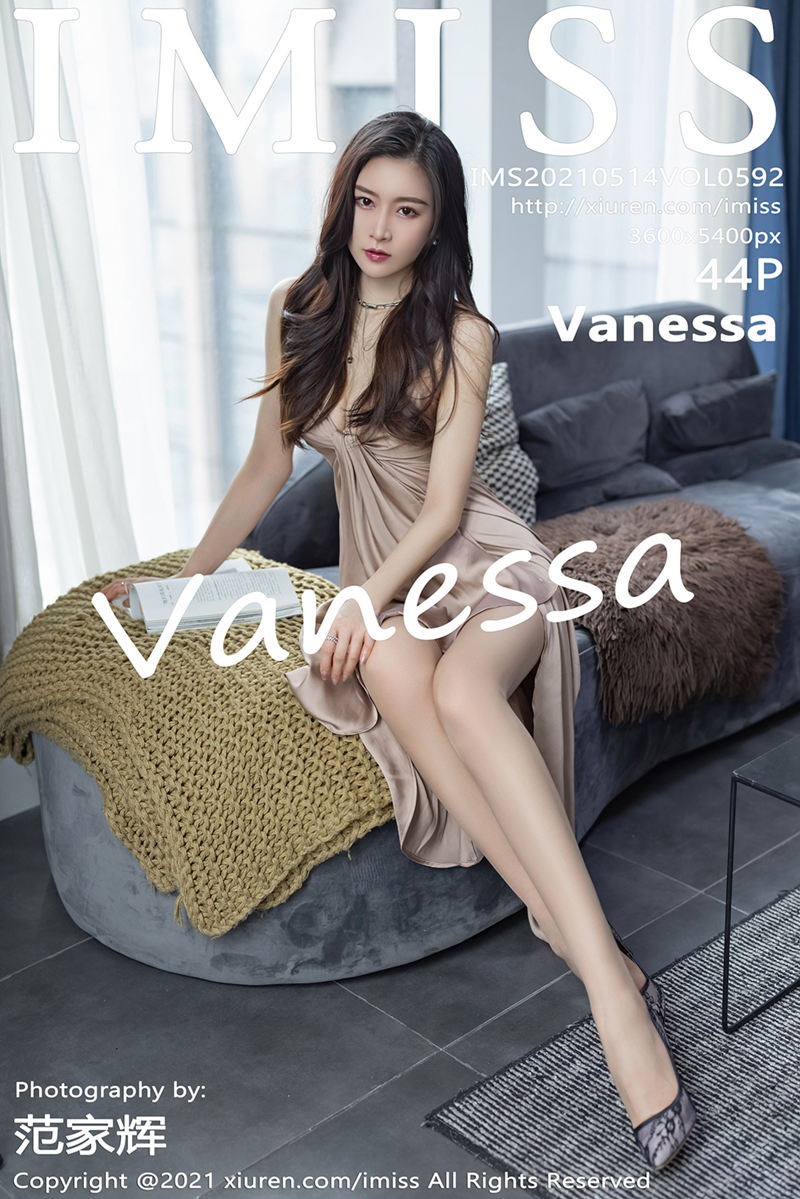 [IMiss爱蜜社] Vol.592 气质美女Vanessa私房床上白色薄纱睡衣秀完美身材诱惑写真