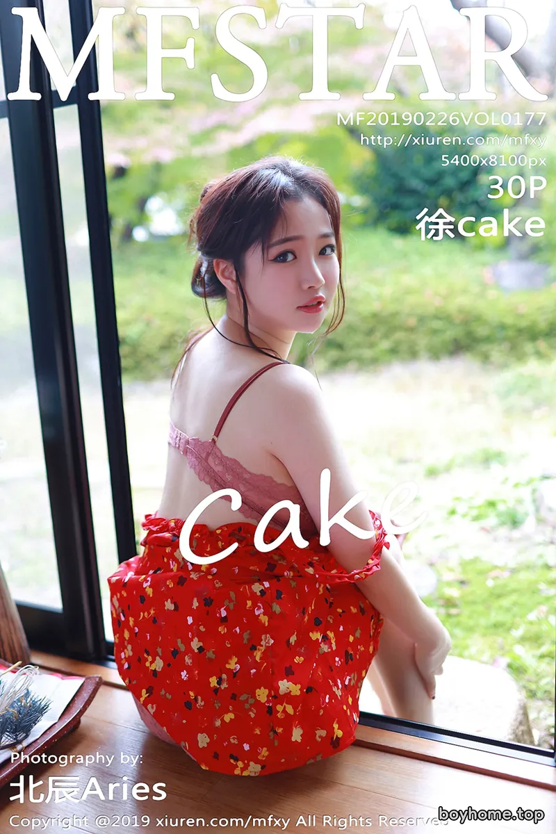 [MFStar模范学院] Vol.177 女神徐cake日本旅拍半脱露粉色蕾丝内衣秀豪乳诱惑写真