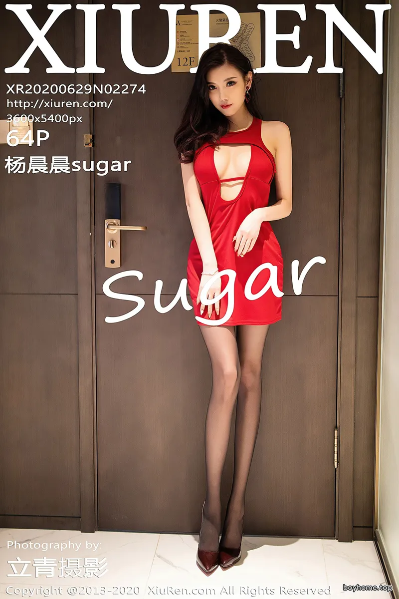 [XiuRen秀人网] No.2274 女神杨晨晨sugar私房床上半脱黑丝裤袜露蕾丝丁字裤诱惑写真