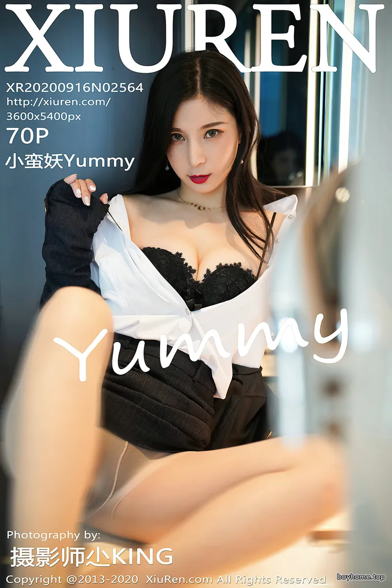 [XiuRen秀人网] No.2564 嫩模小蛮妖Yummy职场白衬衫黑短裙半脱露超薄肉丝裤袜诱惑写真