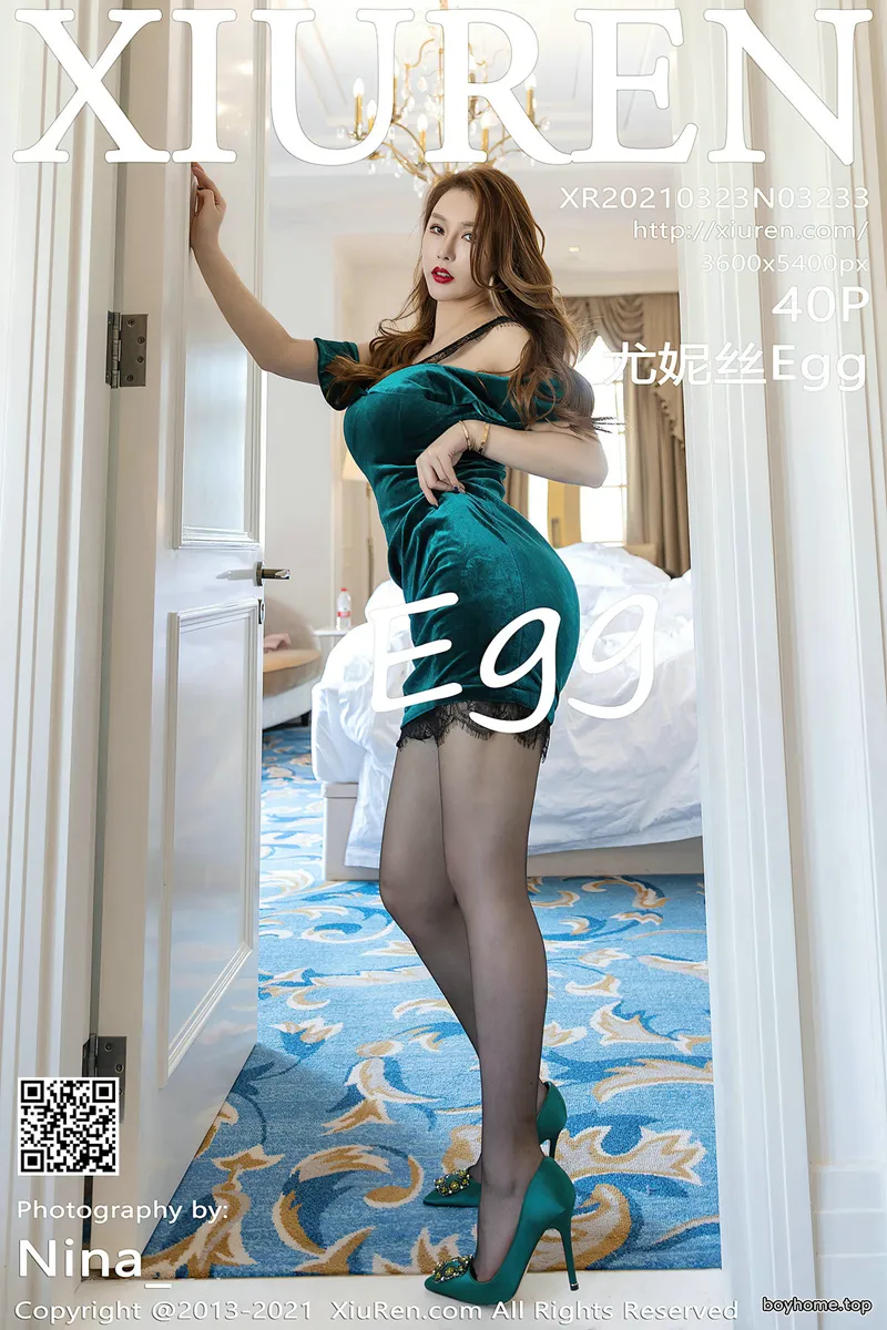 [XiuRen秀人网] NO.3233 女神Egg_尤妮丝厦门旅拍半脱露无内黑丝裤袜秀豪乳翘臀诱惑写真