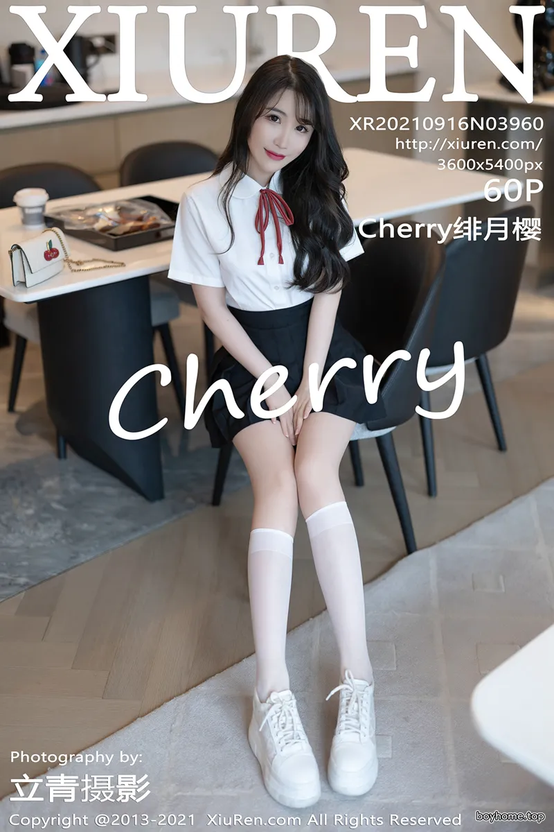 [XiuRen秀人网] NO.3960 女神Cherry绯月樱深圳旅拍JK制服半脱露性感内衣完美诱惑写真