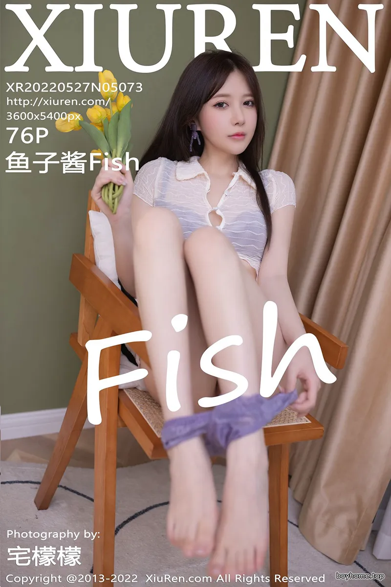 [XiuRen秀人网] No.5073 模特鱼子酱Fish三亚旅拍脱轻透服饰露紫色内衣秀完美身材诱惑写真