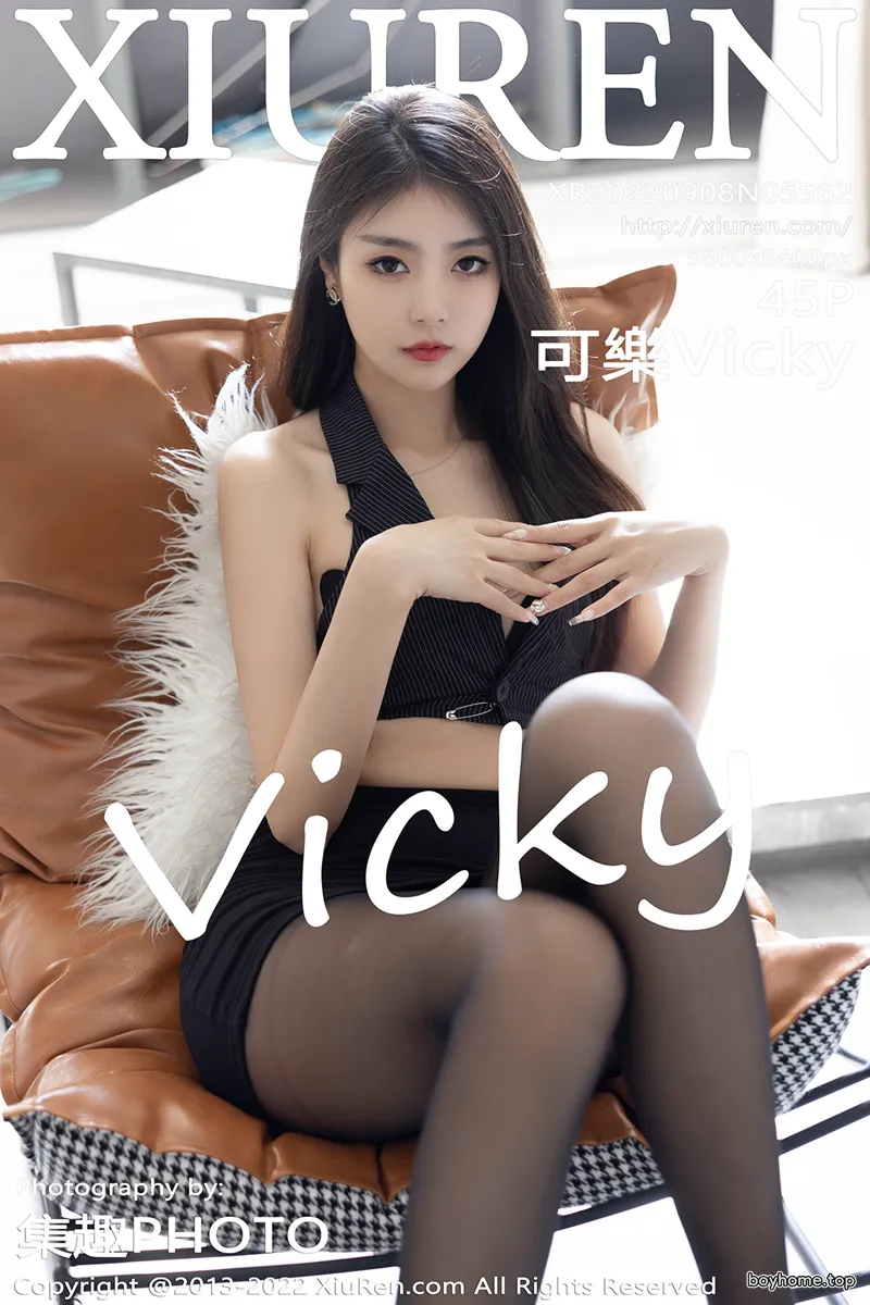 [XiuRen秀人网] No.5562 模特可乐Vicky私房性感黑色服饰配超薄黑丝秀苗条身材魅惑写真