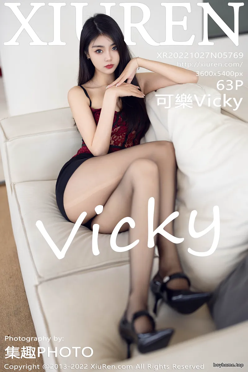 [XiuRen秀人网] No.5769 模特可乐Vicky性感暗红色吊带上衣配黑短裙露超薄黑丝诱惑写真