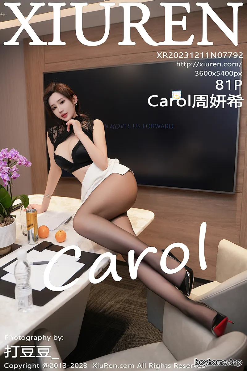 [XiuRen秀人网] No.7792 女神Carol周妍希性感黑色蕾丝上衣配白短裙露黑色内衣诱惑写真