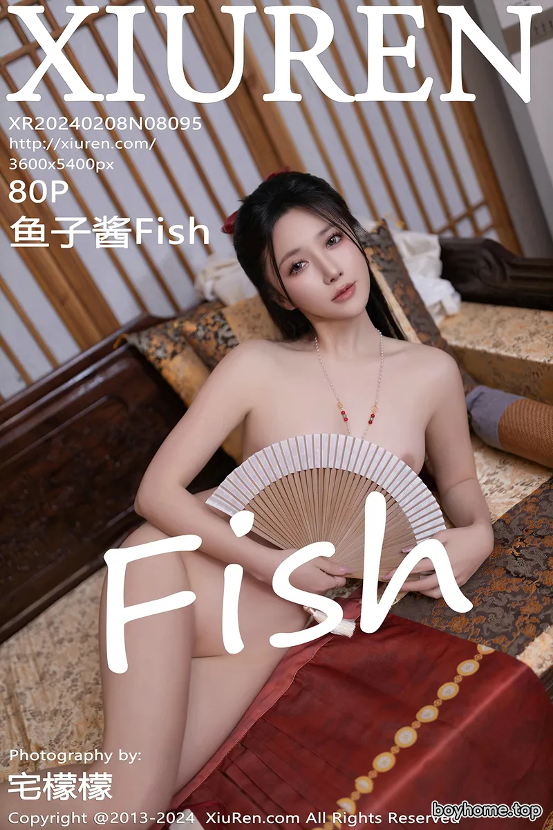 [XiuRen秀人网] No.8095 模特鱼子酱Fish贺新春主题红色服饰露红布兜秀曼妙身姿诱惑写真