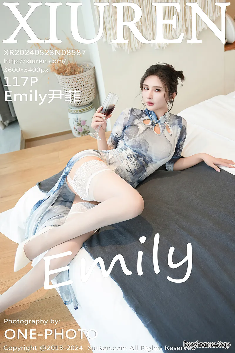 [XiuRen秀人网] No.8587 模特Emily尹菲性感白色蕾丝内衣配白丝吊袜秀惹火身材诱惑写真